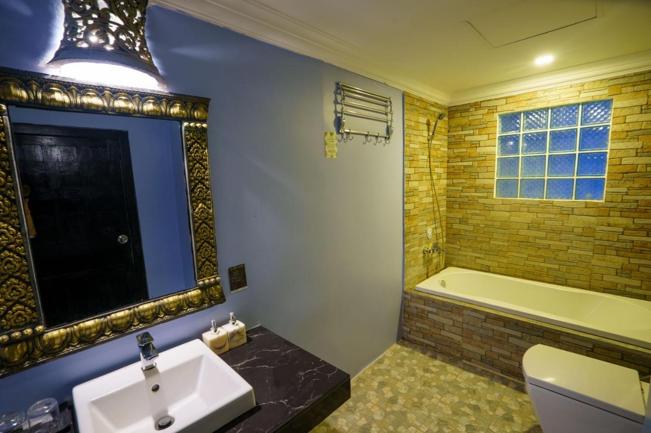 The Rabbit Hole Hotel & Spa Сиемрип Экстерьер фото