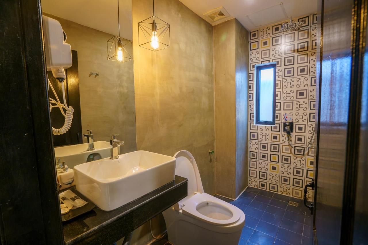 The Rabbit Hole Hotel & Spa Сиемрип Экстерьер фото