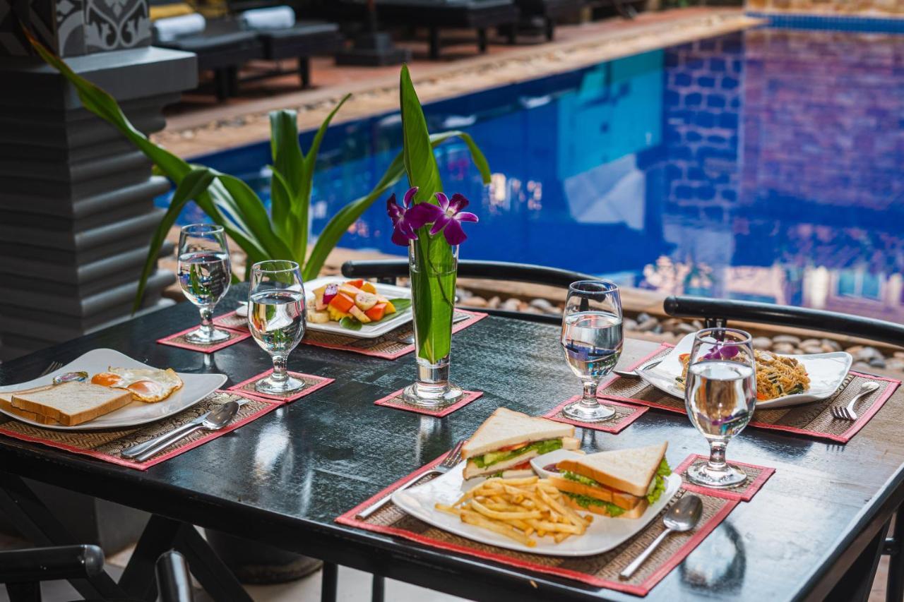 The Rabbit Hole Hotel & Spa Сиемрип Экстерьер фото